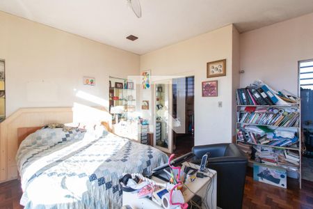 Casa à venda com 417m², 5 quartos e 5 vagasQuarto 4