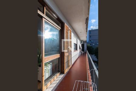 Casa à venda com 417m², 5 quartos e 5 vagasSacada