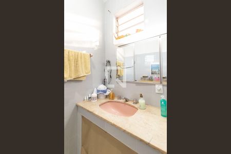 Casa à venda com 417m², 5 quartos e 5 vagasBanheiro