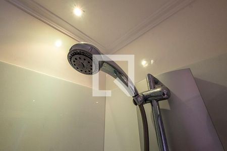 Casa à venda com 780m², 4 quartos e 4 vagas Casa à venda com 780m², 4 quartos e 4 vagasSuíte 3 - Banheiro