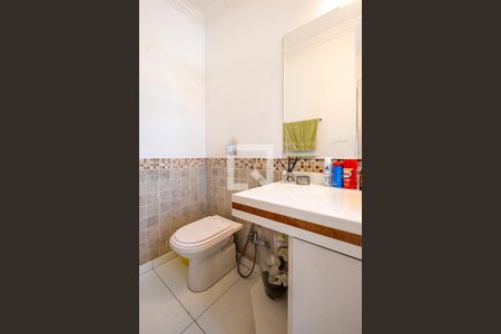 Casa à venda com 780m², 4 quartos e 4 vagas Casa à venda com 780m², 4 quartos e 4 vagasSuíte 4 - Banheiro