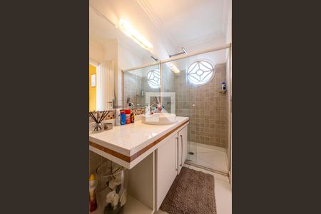 Casa à venda com 780m², 4 quartos e 4 vagas Casa à venda com 780m², 4 quartos e 4 vagasSuíte 4 - Banheiro