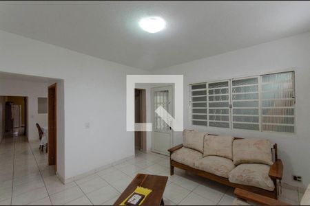 Sala  de casa para alugar com 3 quartos, 150m² em Cidade Líder, São Paulo