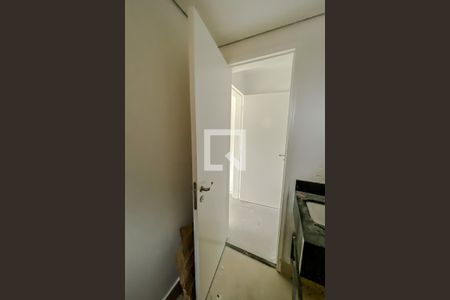 Studio para alugar com 32m², 1 quarto e sem vaga Studio para alugar com 32m², 1 quarto e sem vagaBanheiro