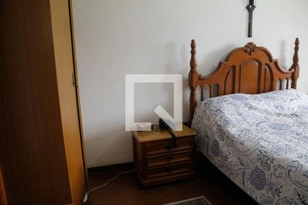 Casa à venda com 496m², 6 quartos e 5 vagas Casa à venda com 496m², 6 quartos e 5 vagasQuarto 4