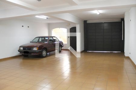 Casa à venda com 496m², 6 quartos e 5 vagas Casa à venda com 496m², 6 quartos e 5 vagasgaragem