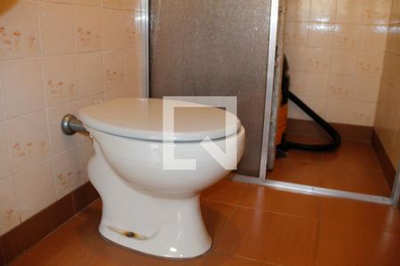 Casa à venda com 496m², 6 quartos e 5 vagas Casa à venda com 496m², 6 quartos e 5 vagasBanheiro 3