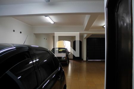 Casa à venda com 496m², 6 quartos e 5 vagas Casa à venda com 496m², 6 quartos e 5 vagasgaragem