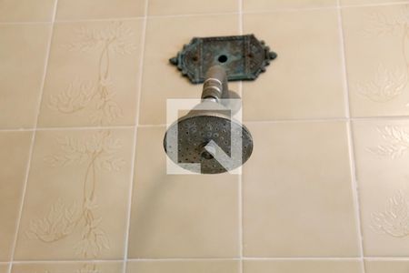 Casa à venda com 496m², 6 quartos e 5 vagas Casa à venda com 496m², 6 quartos e 5 vagasBanheiro 2