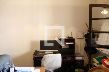Casa à venda com 496m², 6 quartos e 5 vagas Casa à venda com 496m², 6 quartos e 5 vagasQuarto 2