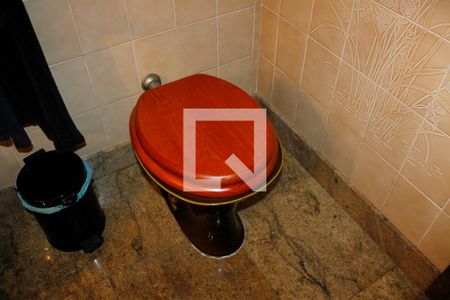 Casa à venda com 496m², 6 quartos e 5 vagas Casa à venda com 496m², 6 quartos e 5 vagasBanheiro da Suíte