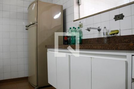 Casa à venda com 496m², 6 quartos e 5 vagas Casa à venda com 496m², 6 quartos e 5 vagasSalao de Festa