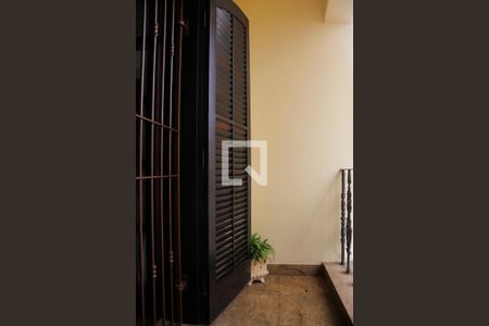 Casa à venda com 496m², 6 quartos e 5 vagas Casa à venda com 496m², 6 quartos e 5 vagasvaranda