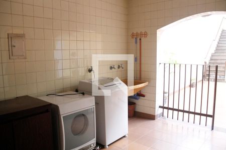 Casa à venda com 496m², 6 quartos e 5 vagas Casa à venda com 496m², 6 quartos e 5 vagasquarto 7