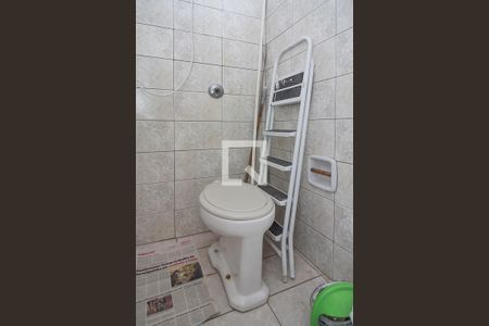 Apartamento à venda com 97m², 3 quartos e sem vagaBanheiro de Serviço