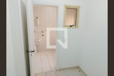 Apartamento para alugar com 97m², 3 quartos e 2 vagasBanheiro de Serviço