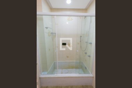 Apartamento à venda com 180m², 3 quartos e 2 vagasBanheiro da Suíte