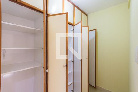 Apartamento à venda com 180m², 3 quartos e 2 vagasQuarto de Serviço