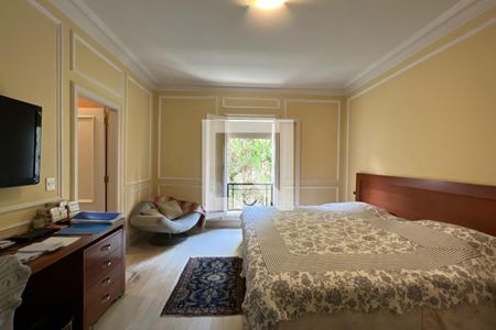 Casa à venda com 500m², 4 quartos e 4 vagasSuíte 4