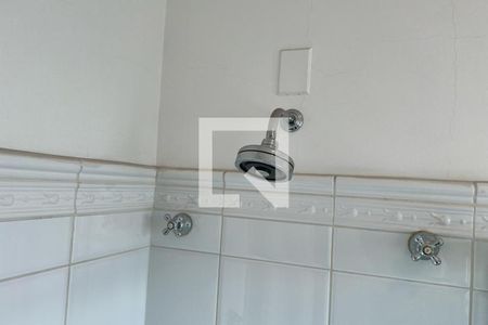 Casa à venda com 500m², 4 quartos e 4 vagasChuveiro