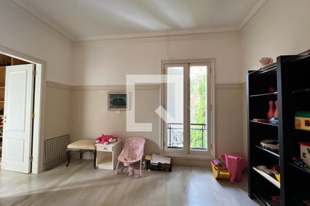 Casa à venda com 500m², 4 quartos e 4 vagasSuíte 1