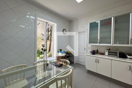 Casa à venda com 500m², 4 quartos e 4 vagasCopa