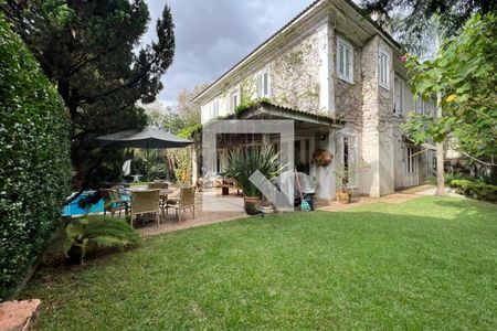 Casa à venda com 500m², 4 quartos e 4 vagasVaranda