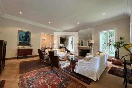 Sala de casa à venda com 4 quartos, 500m² em Jardim Guedala, São Paulo