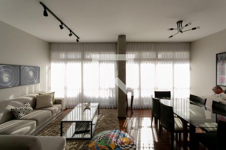 Sala de apartamento para alugar com 3 quartos, 130m² em Funcionários, Belo Horizonte