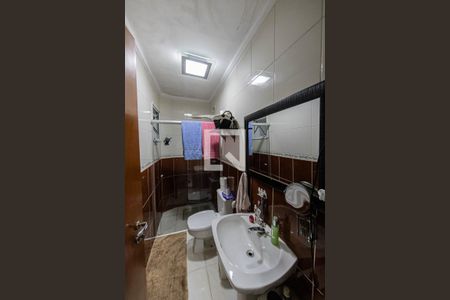 Banheiro 1 de casa à venda com 4 quartos, 130m² em Vila Aricanduva, São Paulo