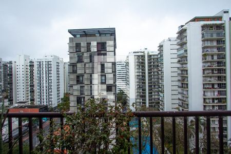 Apartamento para alugar com 220m², 4 quartos e 3 vagasvaranda