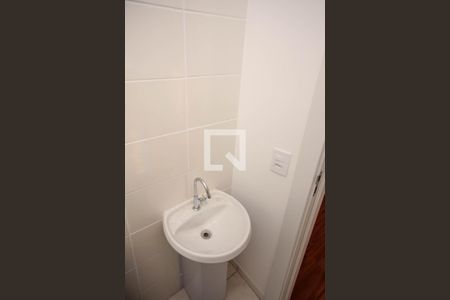 Apartamento para alugar com 44m², 2 quartos e sem vagaBanheiro