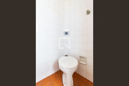 Apartamento à venda com 70m², 2 quartos e 1 vaga Apartamento à venda com 70m², 2 quartos e 1 vagaBanheirode Serviço