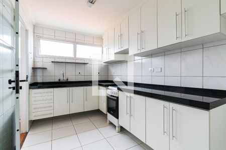 Apartamento à venda com 70m², 2 quartos e 1 vaga Apartamento à venda com 70m², 2 quartos e 1 vagaCozinha