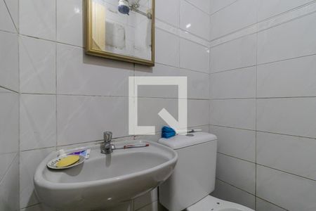 Casa à venda com 121m², 3 quartos e 2 vagas Casa à venda com 121m², 3 quartos e 2 vagasBanheiro de Serviço