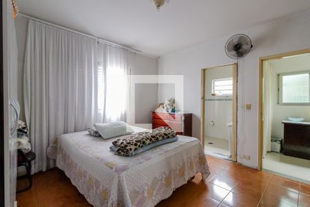 Casa à venda com 121m², 3 quartos e 2 vagas Casa à venda com 121m², 3 quartos e 2 vagasSuíte