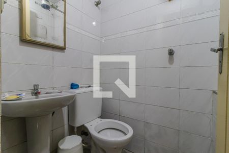 Casa à venda com 121m², 3 quartos e 2 vagas Casa à venda com 121m², 3 quartos e 2 vagasBanheiro de Serviço