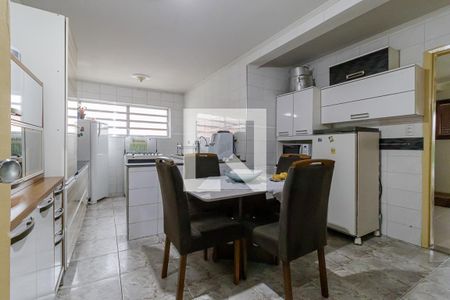 Casa à venda com 121m², 3 quartos e 2 vagas Casa à venda com 121m², 3 quartos e 2 vagasCopa e Cozinha