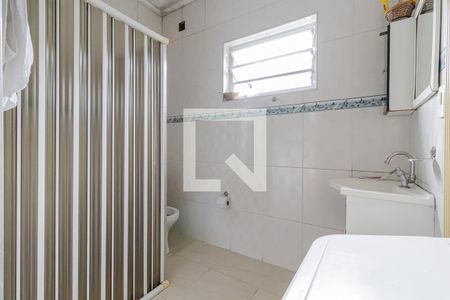 Casa à venda com 121m², 3 quartos e 2 vagas Casa à venda com 121m², 3 quartos e 2 vagasBanheiro da Suíte