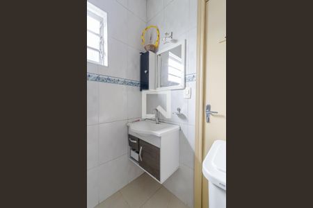 Casa à venda com 121m², 3 quartos e 2 vagas Casa à venda com 121m², 3 quartos e 2 vagasBanheiro da Suíte