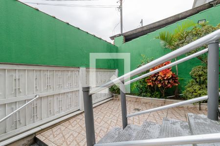 Casa à venda com 121m², 3 quartos e 2 vagas Casa à venda com 121m², 3 quartos e 2 vagasQuintal