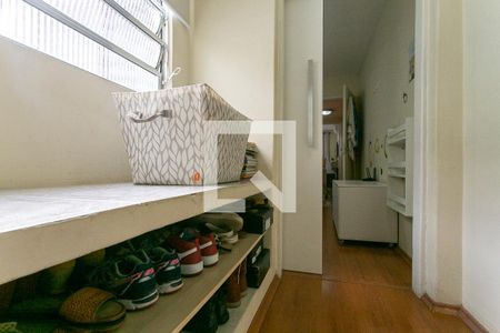 Casa à venda com 113m², 3 quartos e sem vaga Casa à venda com 113m², 3 quartos e sem vagaCorredor