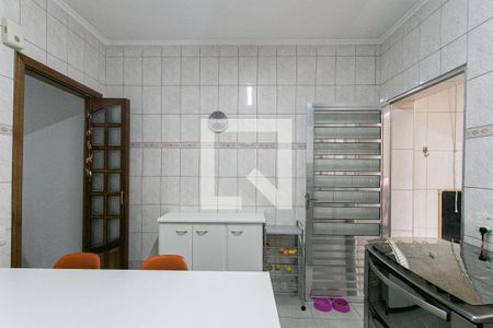 Casa à venda com 113m², 3 quartos e sem vaga Casa à venda com 113m², 3 quartos e sem vagaCozinha