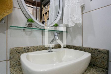 Casa à venda com 113m², 3 quartos e sem vaga Casa à venda com 113m², 3 quartos e sem vagaBanheiro de Serviço