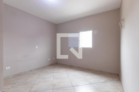 Quarto 1 de casa para alugar com 2 quartos, 84m² em Vila Ré, São Paulo