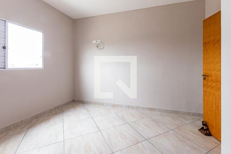 Quarto 1 de casa para alugar com 2 quartos, 84m² em Vila Ré, São Paulo