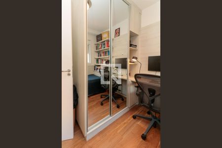 Apartamento para alugar com 70m², 2 quartos e 1 vaga Apartamento para alugar com 70m², 2 quartos e 1 vagaQuarto