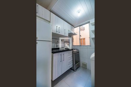 Cozinha de apartamento para alugar com 2 quartos, 40m² em Protásio Alves, Porto Alegre
