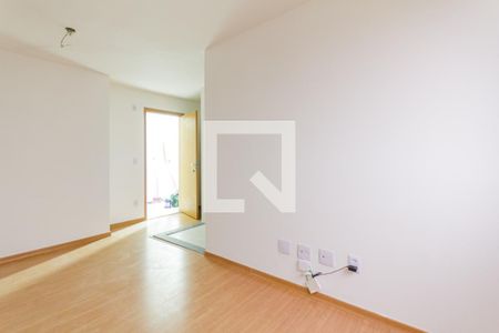 Sala de apartamento para alugar com 2 quartos, 43m² em Parque São Vicente, Mauá