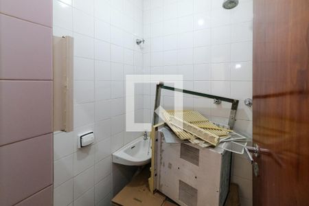 Apartamento para alugar com 280m², 4 quartos e 2 vagas Apartamento para alugar com 280m², 4 quartos e 2 vagasBanheiro de Serviço